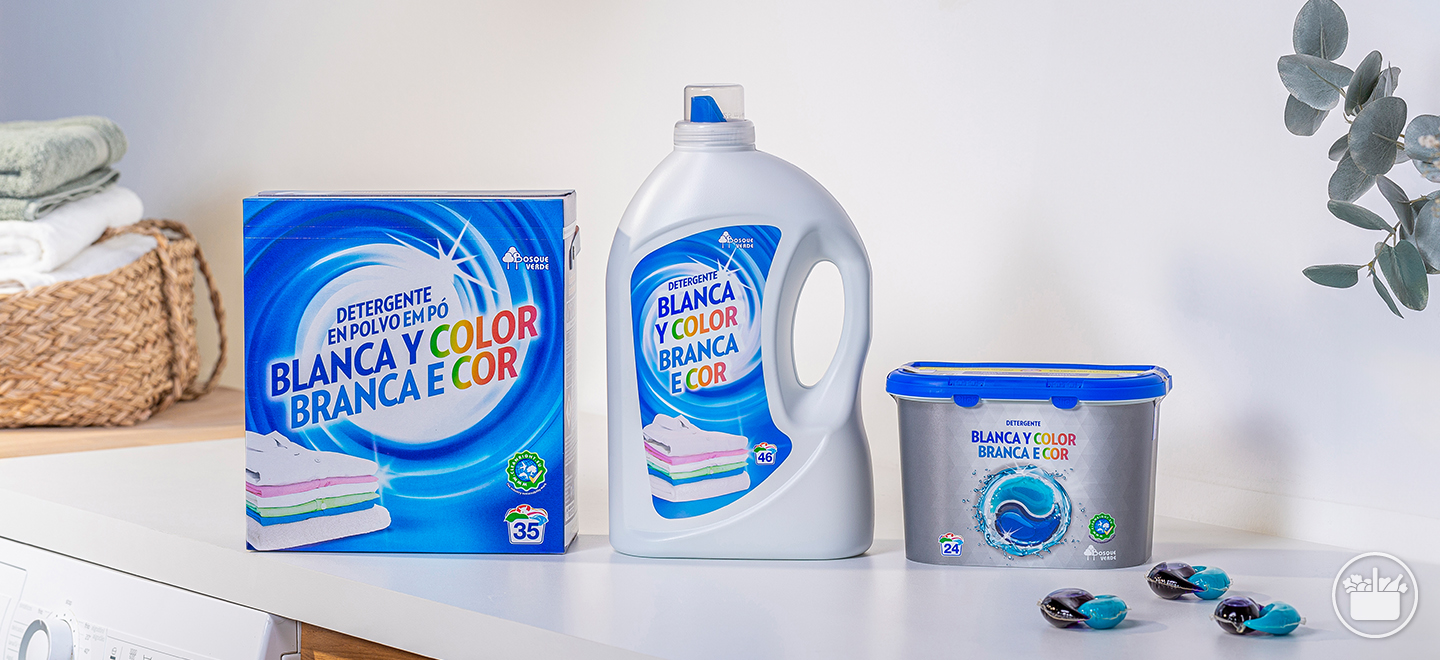 Conheça a nossa família de detergentes para máquina de lavar roupa: líquidos, em pó e diluídos.